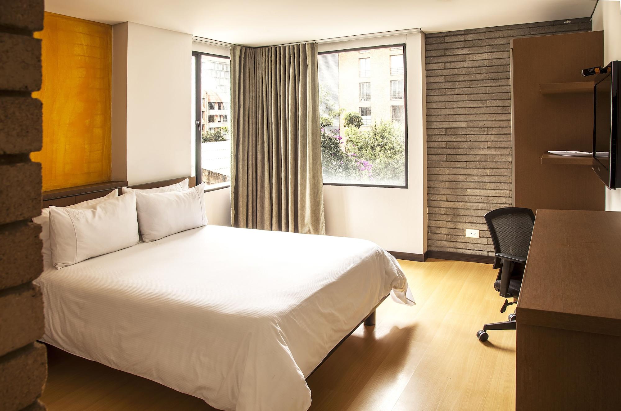 Hotel Viaggio Nueve Tres ボゴタ エクステリア 写真
