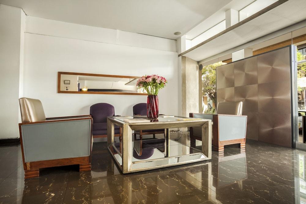 Hotel Viaggio Nueve Tres ボゴタ エクステリア 写真