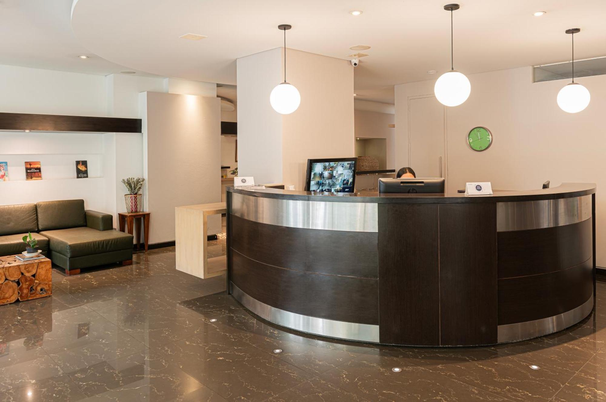Hotel Viaggio Nueve Tres ボゴタ エクステリア 写真