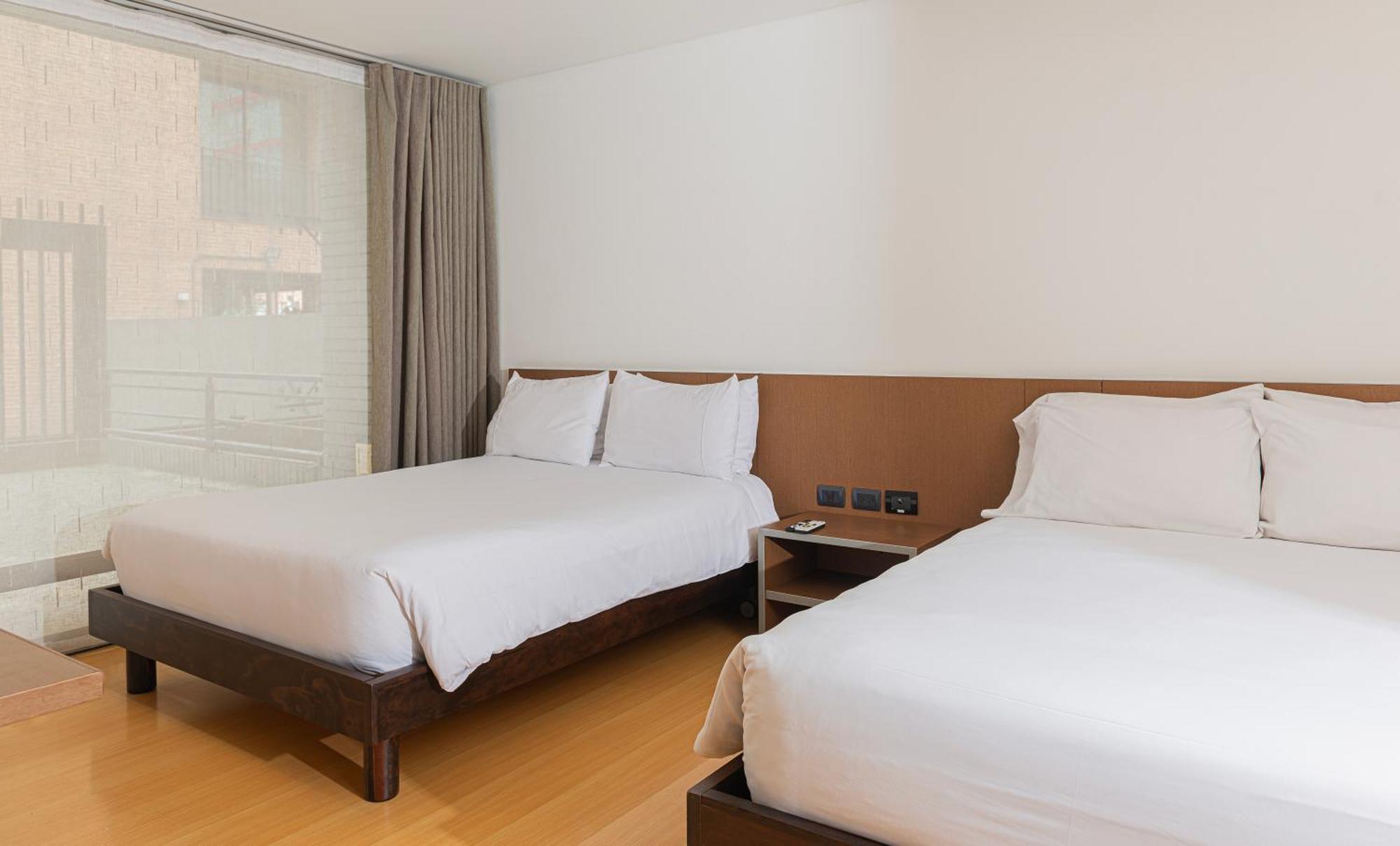 Hotel Viaggio Nueve Tres ボゴタ エクステリア 写真
