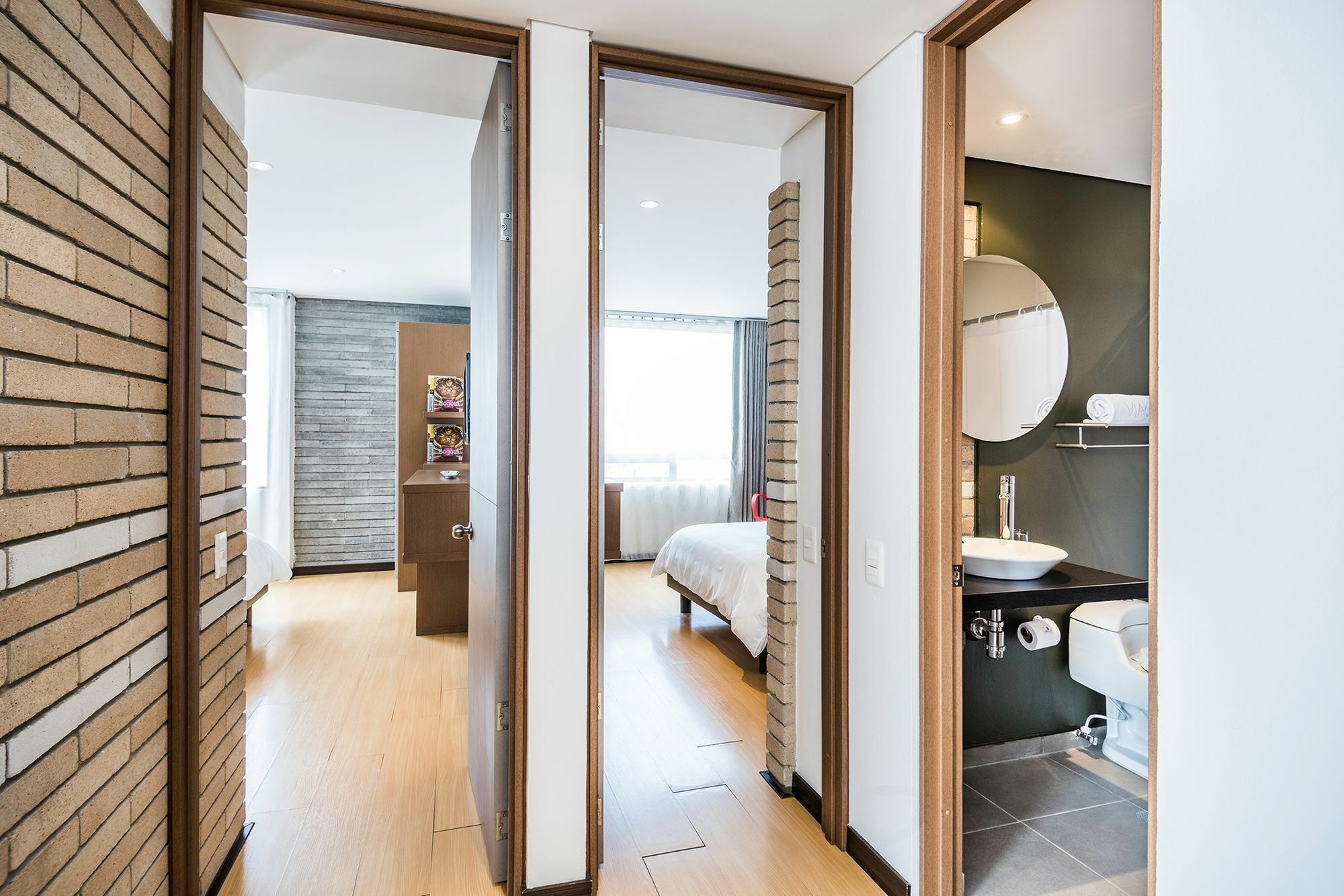 Hotel Viaggio Nueve Tres ボゴタ エクステリア 写真