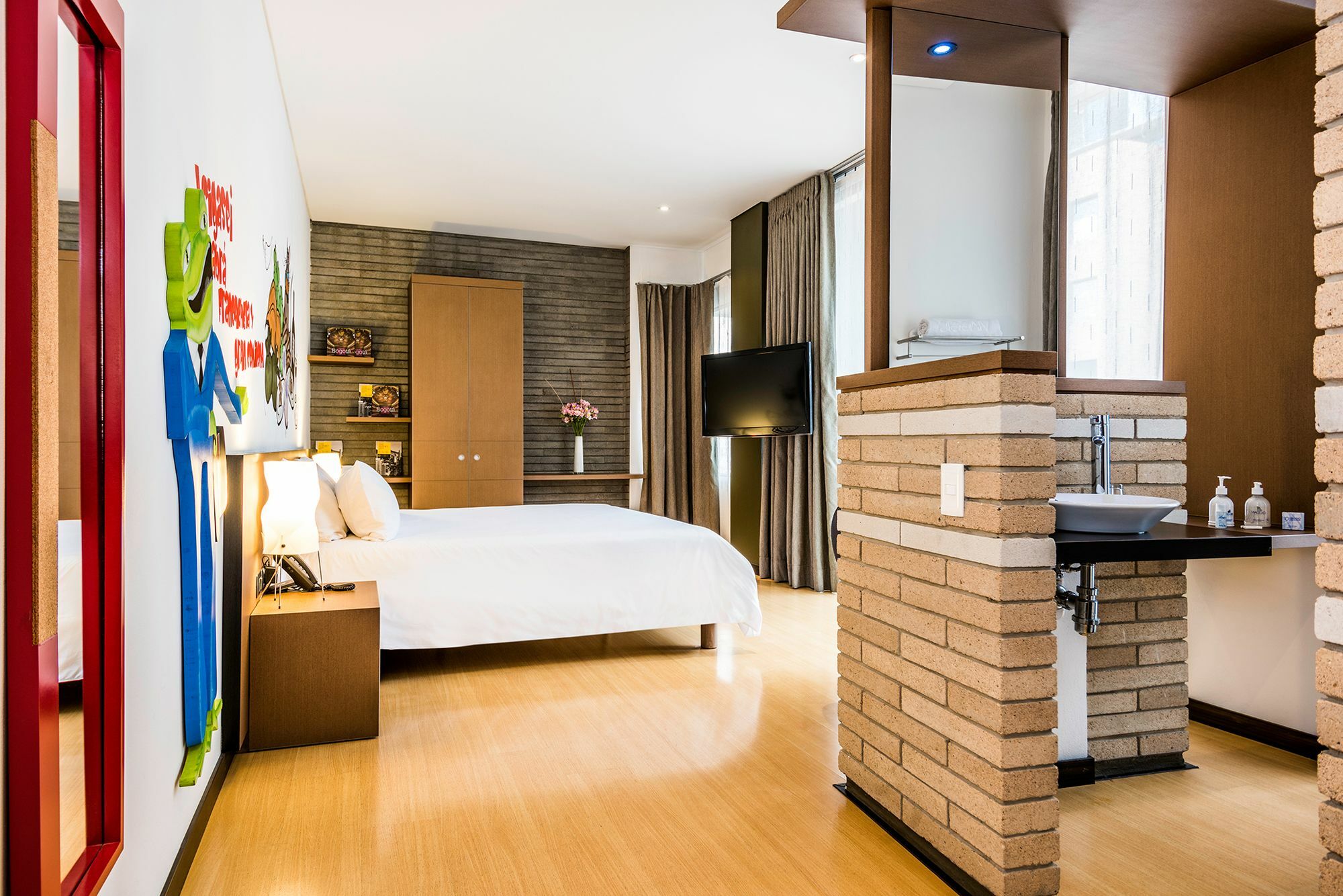 Hotel Viaggio Nueve Tres ボゴタ エクステリア 写真